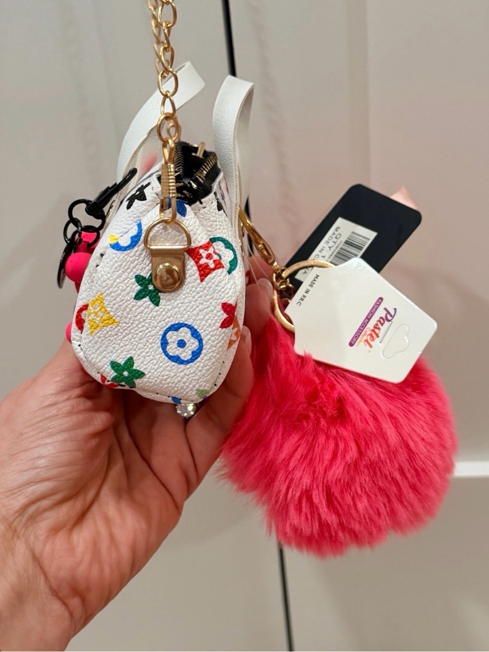 Mini Kawaii Purse Charm Crossbody Bag 🌈 Pom Pom + Puppy Charm - Picture 4 of 6
